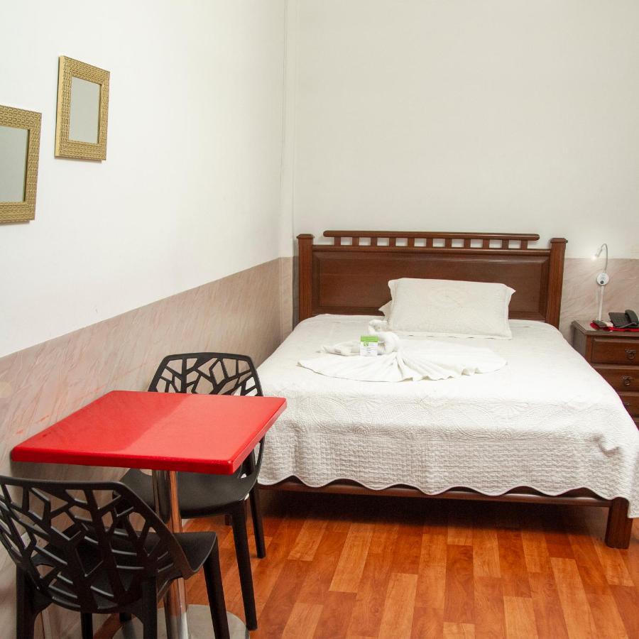 Buen Retiro Apart Hotel 산타 크루즈 드 라 시에라 외부 사진